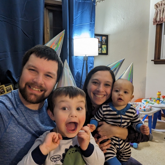 Meet your Posher, Hannah - Picture 1 of 1